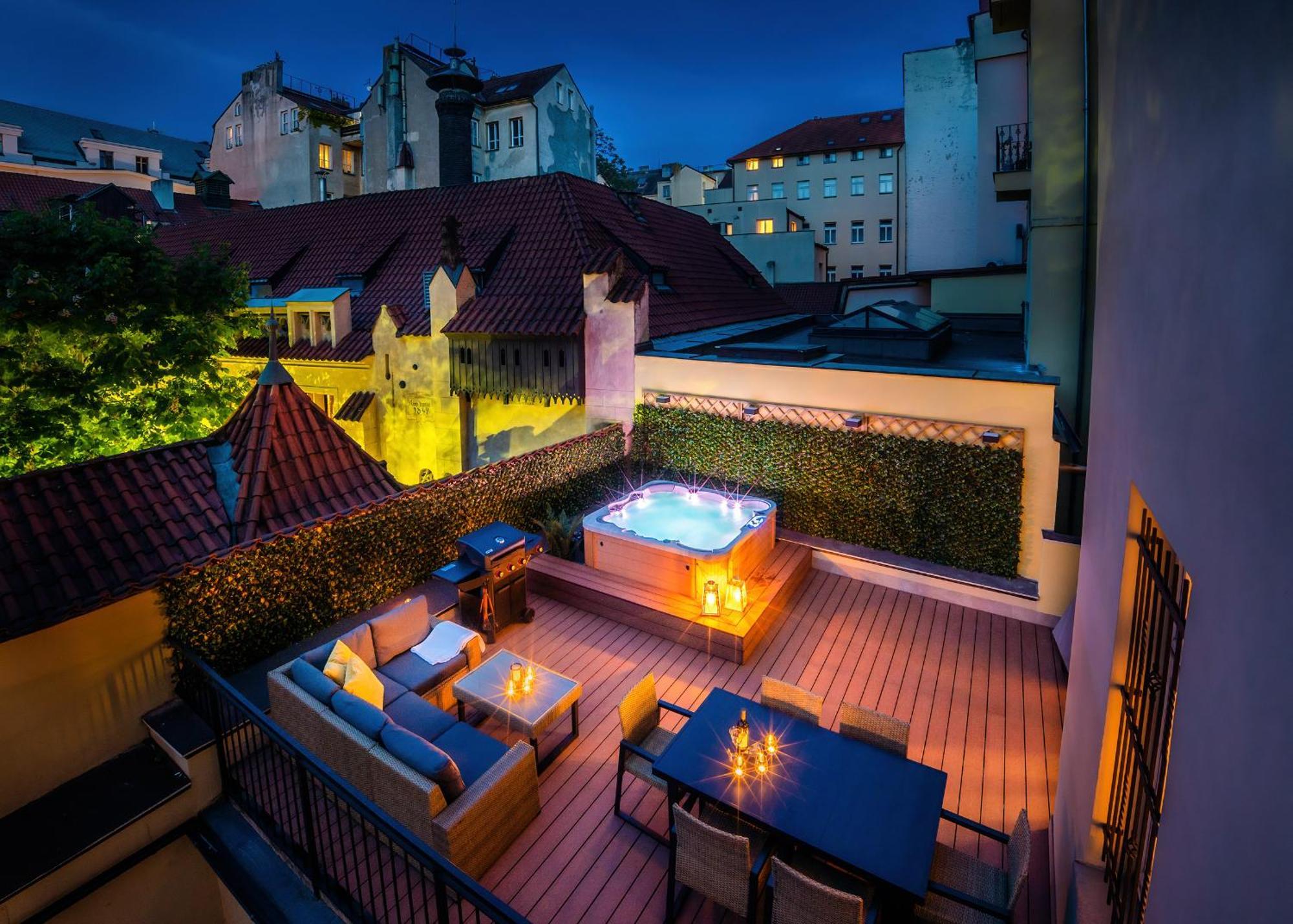 Centrum Apartments Pstrossova Praha Exteriér fotografie